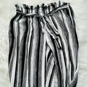 Black and White Flow Pants